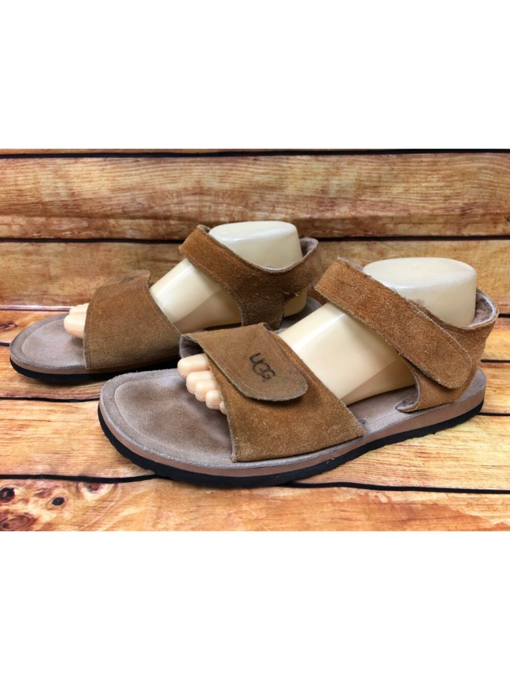 UGG Mens 11 M Tan Suede Shearling Lined Ankle Strap Sandals